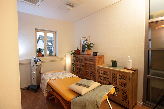 Behandlungsraum1